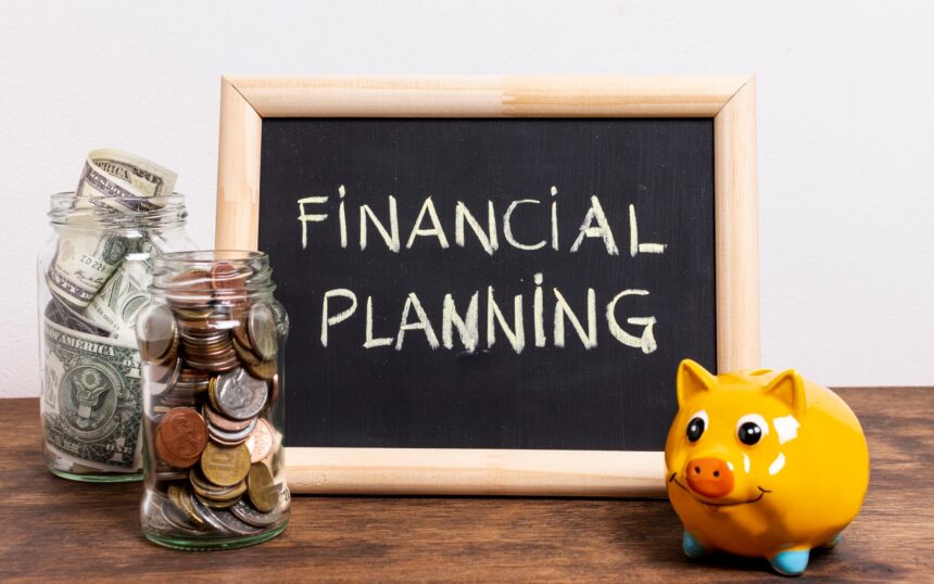 jars-with-money-yellow-piggy-bank_23-2148305985
