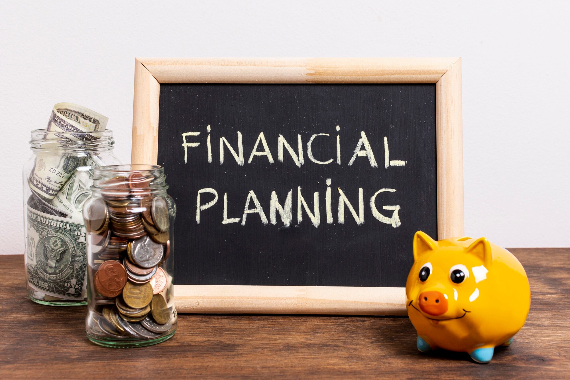 jars-with-money-yellow-piggy-bank_23-2148305985